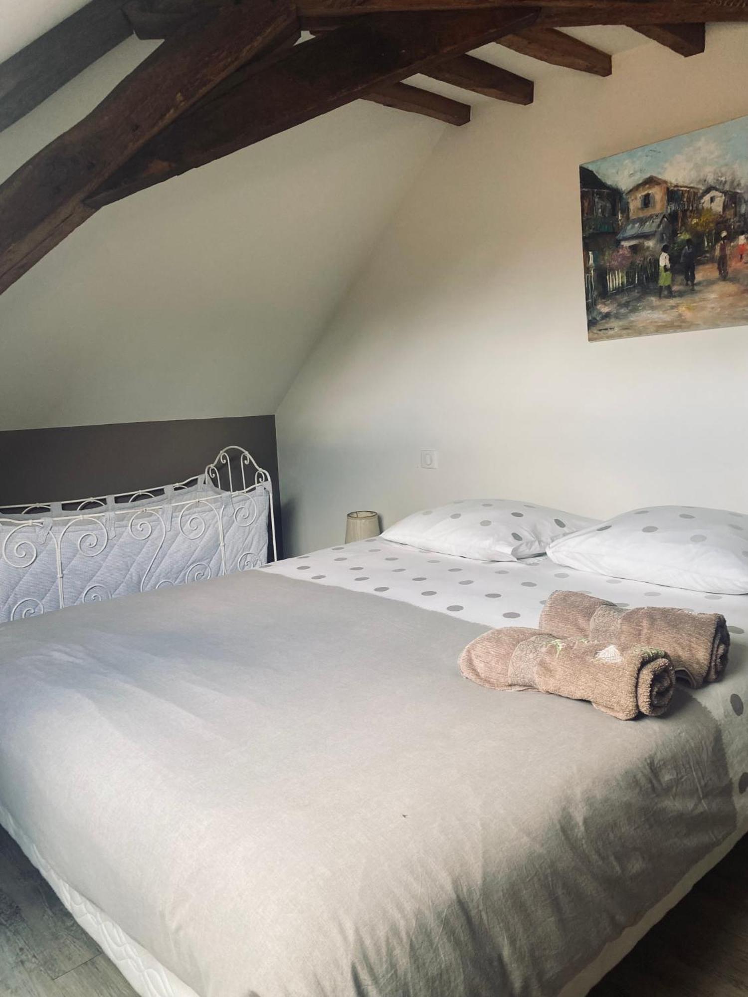 Les Couleurs Du Verger Beaumont-les-Autels Esterno foto